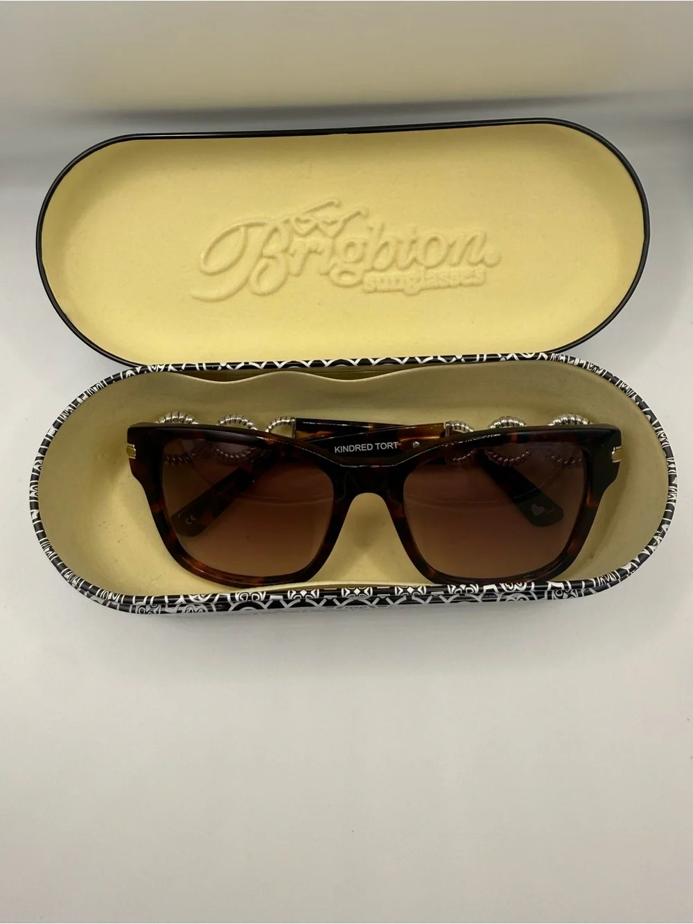 Brighton Kindred Tort Tortoise Chain Link Sunglasses w/ Brighton Case - Picture 8 of 8
